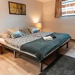 Buddha Apartment *