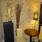 Apartment Buddha *